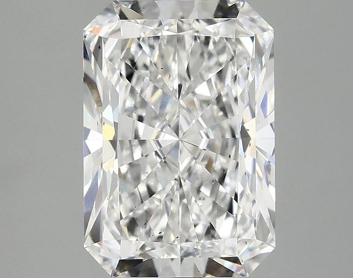 3.1 Carat Radiant Shaped Ideal Cut SI1 IGI Certified Lab Grown Diamond