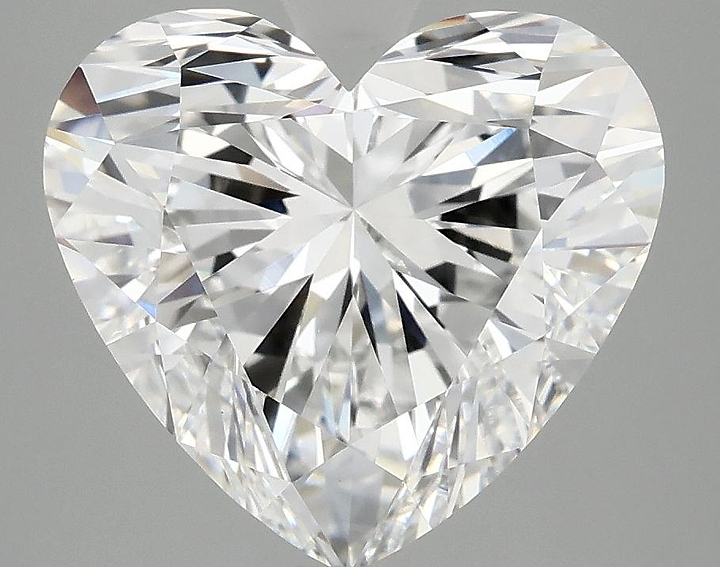 5.07 Carat Heart Shaped Ideal Cut VVS2 IGI Certified Lab Grown Diamond