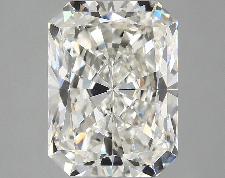 2.9 Carat Radiant Shaped Excellent Cut VVS2 IGI Certified Lab Grown Diamond