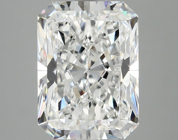 4.09 Carat Radiant Shaped Excellent Cut VVS2 IGI Certified Lab Grown Diamond