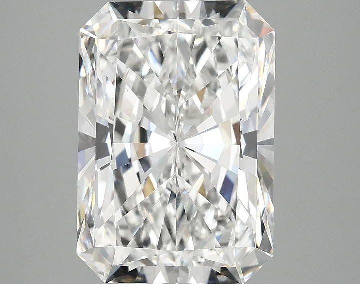 4.18 Carat Radiant Shaped Ideal Cut VS1 IGI Certified Lab Grown Diamond