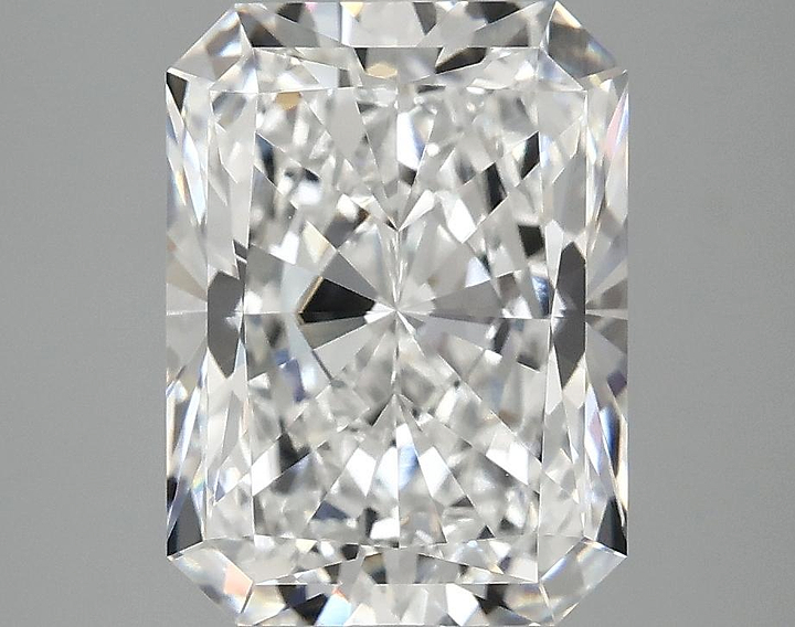 4.03 Carat Radiant Shaped Excellent Cut VVS2 IGI Certified Lab Grown Diamond