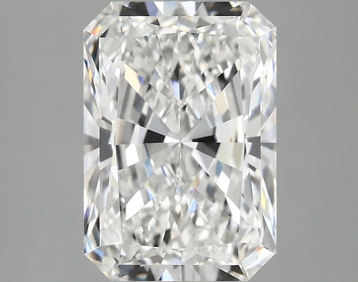 3.08 Carat Radiant Shaped Ideal Cut VVS2 IGI Certified Lab Grown Diamond