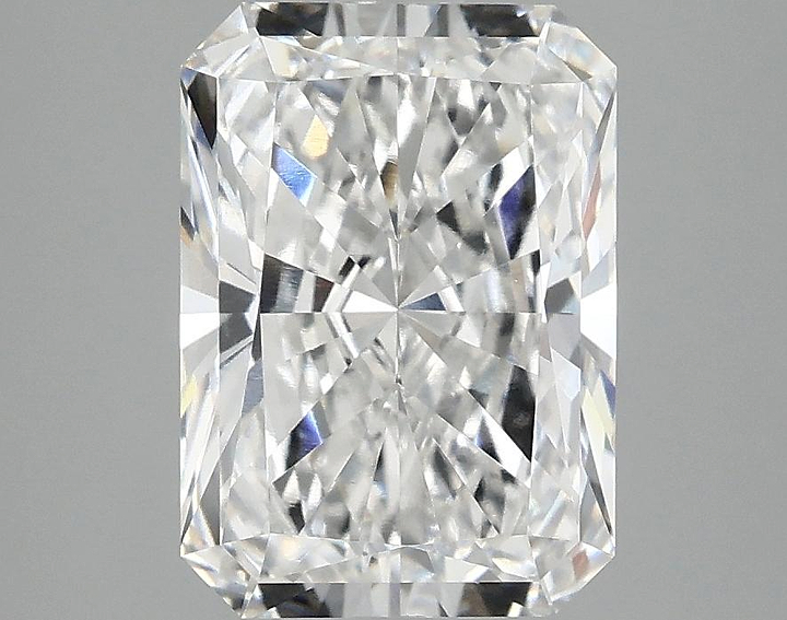 3.06 Carat Radiant Shaped Ideal Cut VS1 IGI Certified Lab Grown Diamond