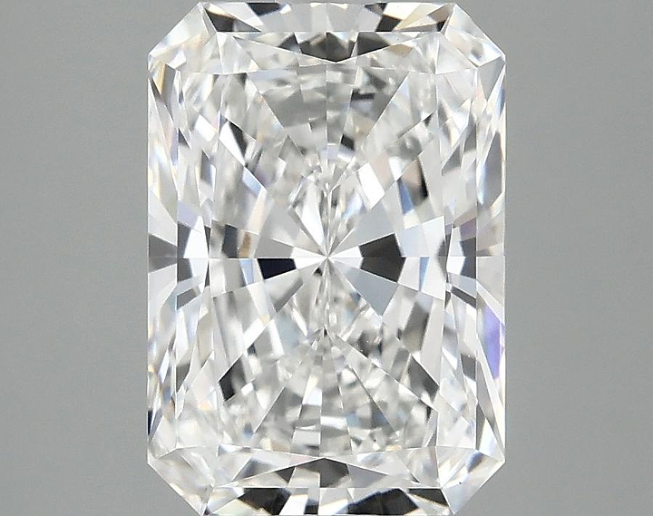 3.08 Carat Radiant Shaped Ideal Cut VVS2 IGI Certified Lab Grown Diamond