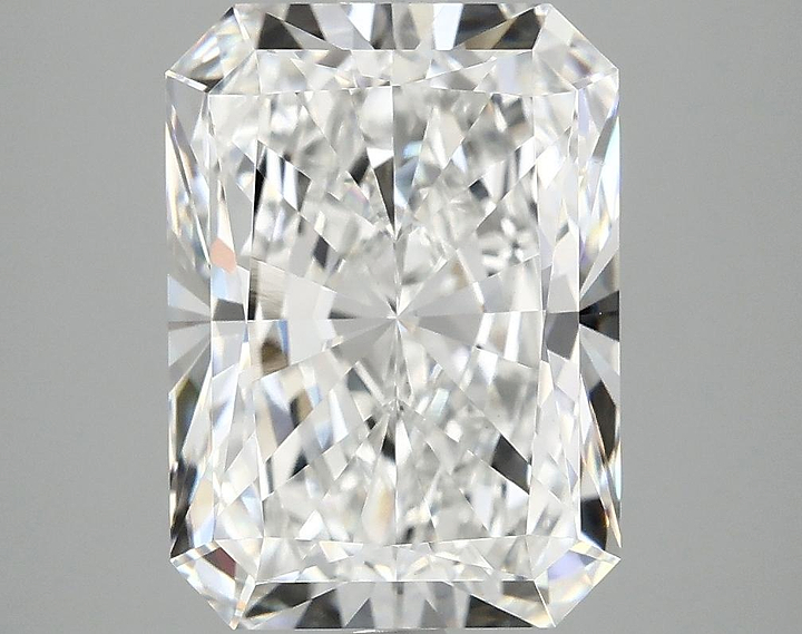 4.92 Carat Radiant Shaped Excellent Cut VVS2 IGI Certified Lab Grown Diamond