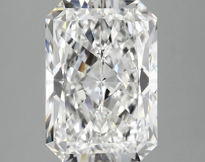 4.17 Carat Radiant Shaped Ideal Cut VS1 IGI Certified Lab Grown Diamond