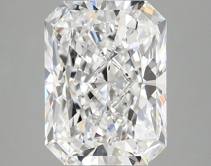 2.97 Carat Radiant Shaped Excellent Cut VS1 IGI Certified Lab Grown Diamond
