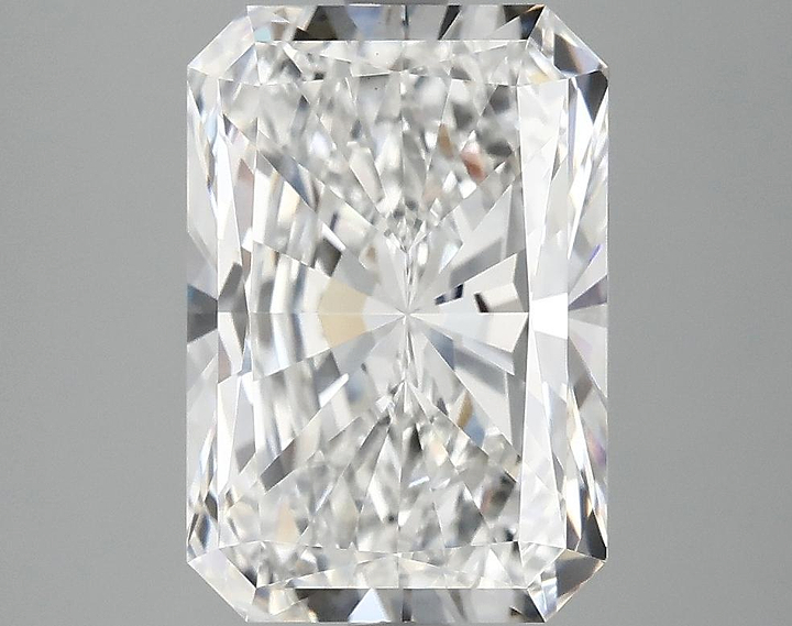 3.94 Carat Radiant Shaped Ideal Cut VVS2 IGI Certified Lab Grown Diamond