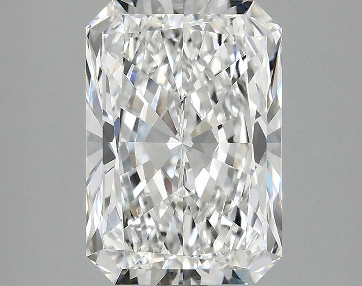 3.04 Carat Radiant Shaped Ideal Cut VVS2 IGI Certified Lab Grown Diamond