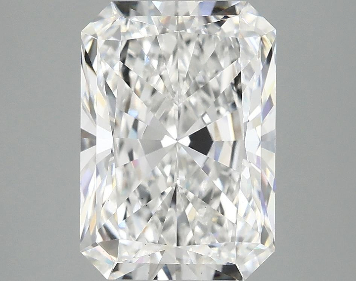 3.84 Carat Radiant Shaped Ideal Cut VS2 IGI Certified Lab Grown Diamond