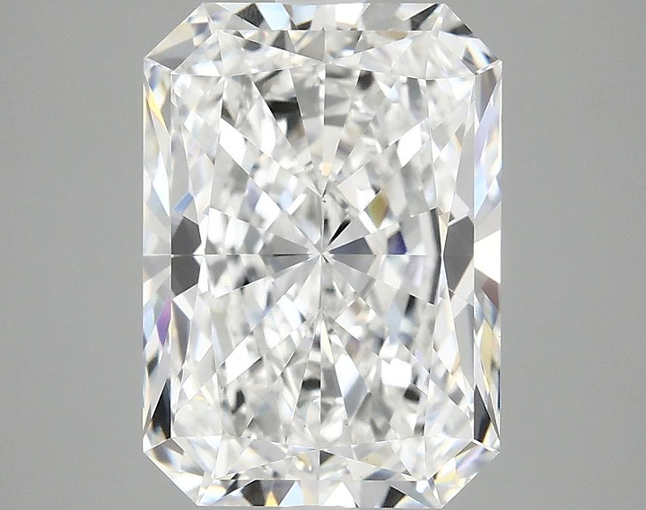 4.13 Carat Radiant Shaped Ideal Cut VVS2 IGI Certified Lab Grown Diamond