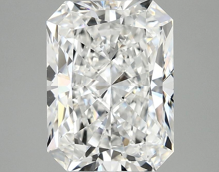 2.99 Carat Radiant Shaped Excellent Cut VVS2 IGI Certified Lab Grown Diamond
