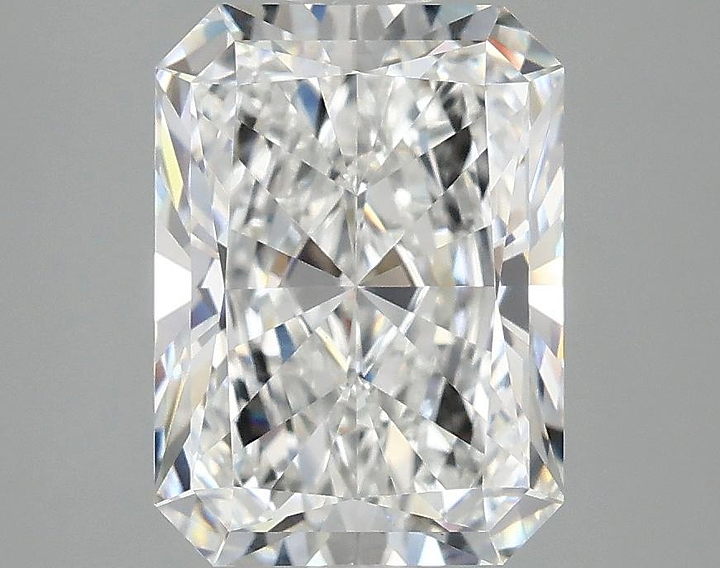 3.1 Carat Radiant Shaped Excellent Cut VS1 IGI Certified Lab Grown Diamond