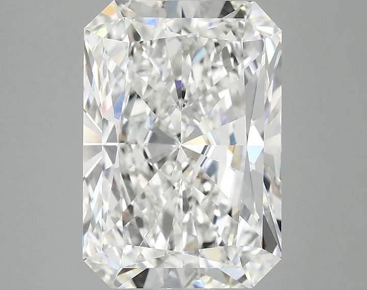 3.09 Carat Radiant Shaped Ideal Cut VVS2 IGI Certified Lab Grown Diamond