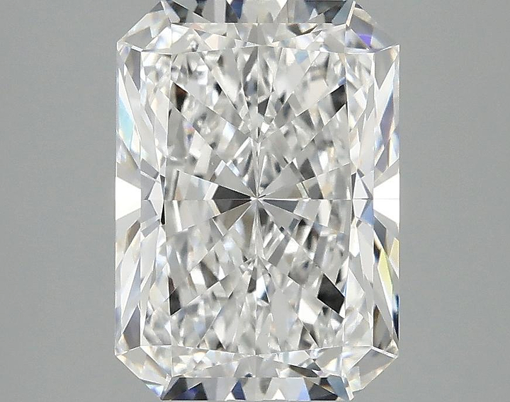 3.06 Carat Radiant Shaped Ideal Cut VVS2 IGI Certified Lab Grown Diamond
