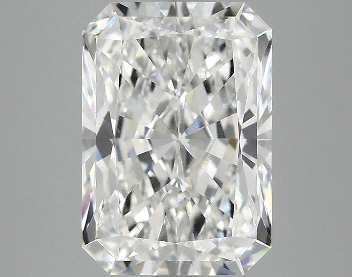 3.05 Carat Radiant Shaped Ideal Cut VVS2 IGI Certified Lab Grown Diamond