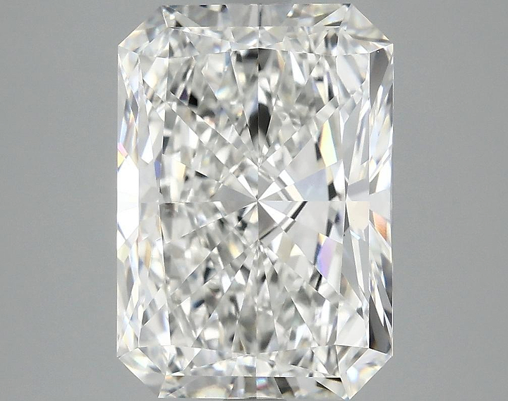 4.19 Carat Radiant Shaped Ideal Cut VVS2 IGI Certified Lab Grown Diamond