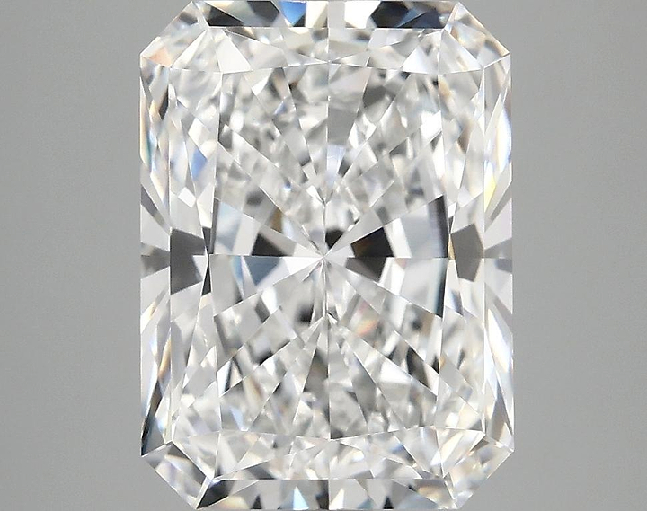 4.18 Carat Radiant Shaped Excellent Cut VVS2 IGI Certified Lab Grown Diamond