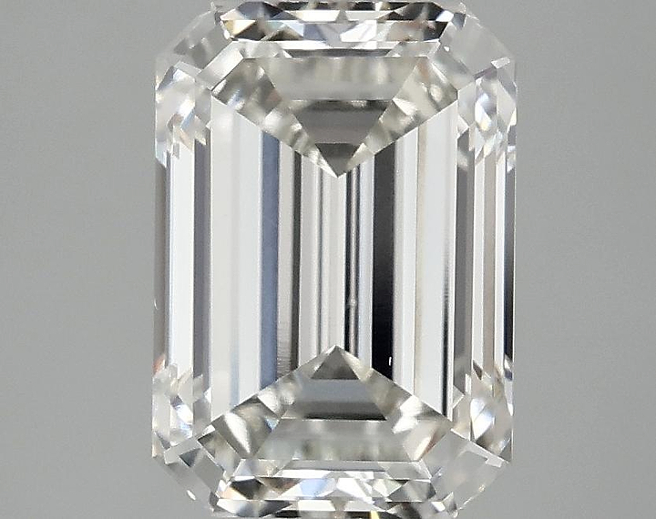 3.05 Carat Emerald Shaped Ideal Cut VS2 IGI Certified Lab Grown Diamond