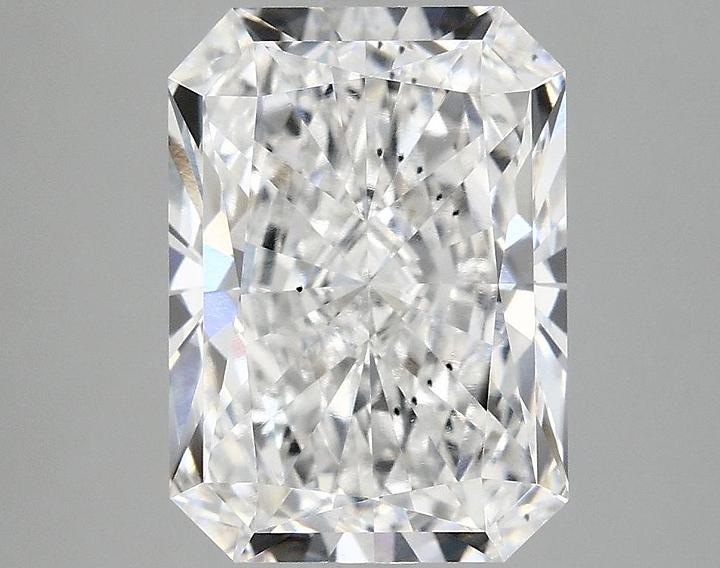 3.85 Carat Radiant Shaped Ideal Cut SI1 IGI Certified Lab Grown Diamond