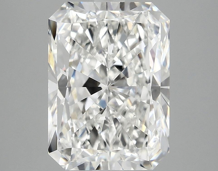 4.02 Carat Radiant Shaped Excellent Cut VVS2 IGI Certified Lab Grown Diamond