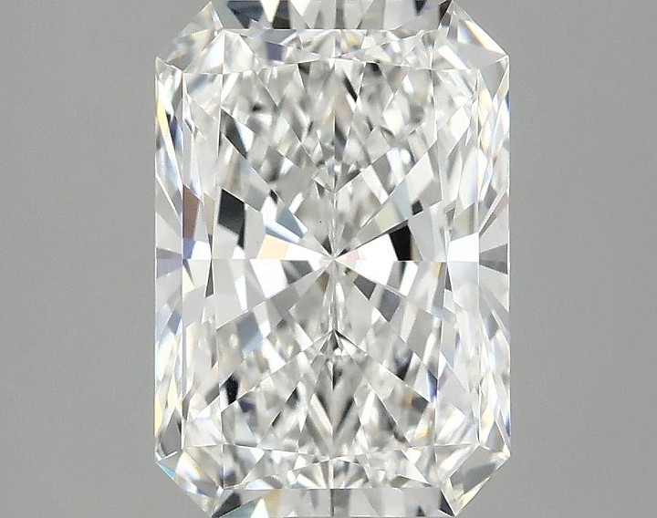 3.03 Carat Radiant Shaped Ideal Cut VVS2 IGI Certified Lab Grown Diamond
