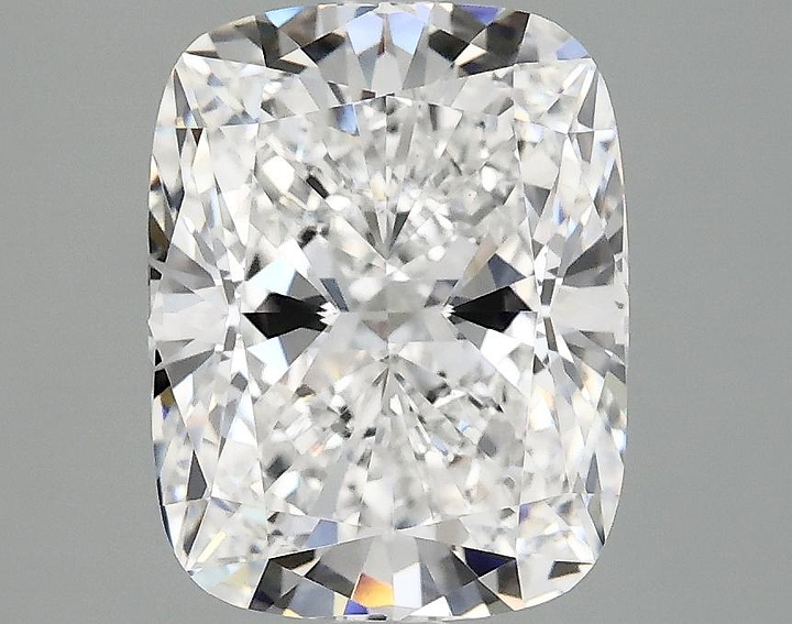 3.08 Carat Cushion Shaped Excellent Cut VVS2 IGI Certified Lab Grown Diamond