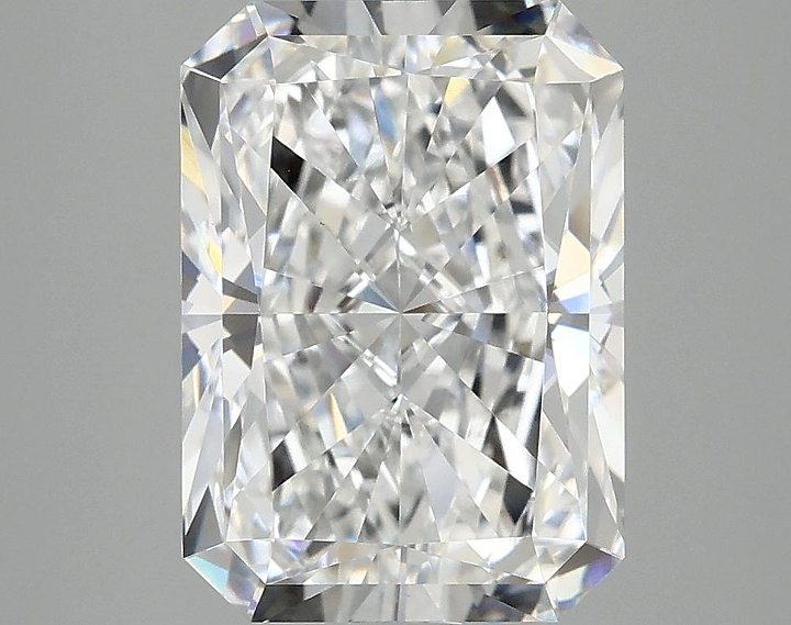 4.03 Carat Radiant Shaped Ideal Cut VVS2 IGI Certified Lab Grown Diamond