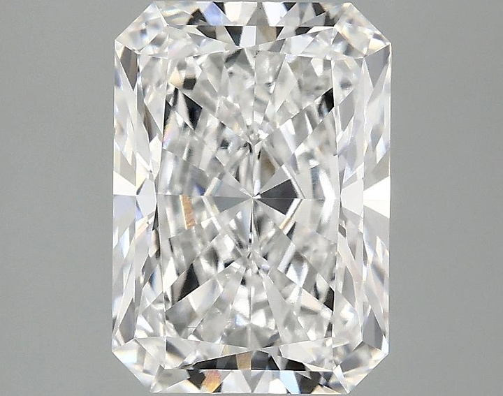 3.02 Carat Radiant Shaped Ideal Cut VS1 IGI Certified Lab Grown Diamond