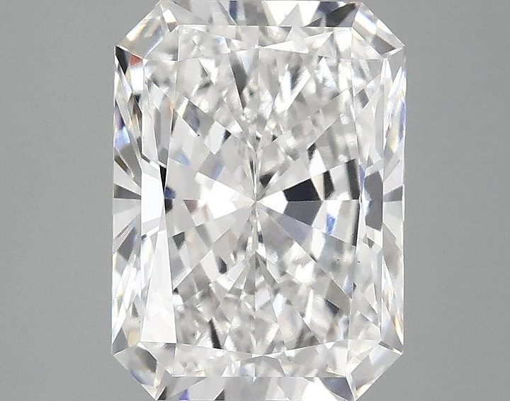 3.01 Carat Radiant Shaped Excellent Cut VS1 IGI Certified Lab Grown Diamond