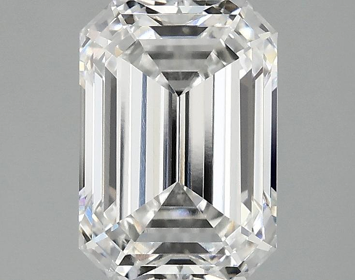 2.08 Carat Emerald Shaped Ideal Cut VS1 IGI Certified Lab Grown Diamond