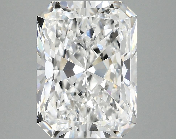 4.16 Carat Radiant Shaped Excellent Cut VS1 IGI Certified Lab Grown Diamond