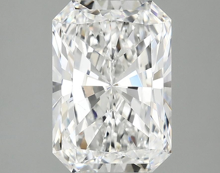 3.01 Carat Radiant Shaped Ideal Cut VS2 IGI Certified Lab Grown Diamond