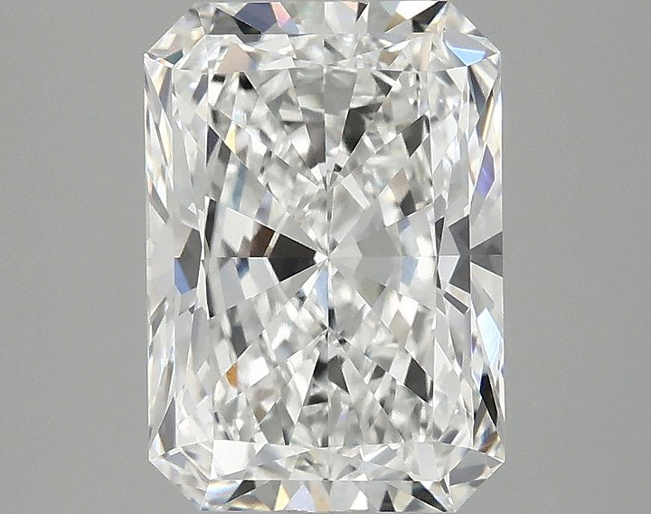 2.99 Carat Radiant Shaped Ideal Cut VVS2 IGI Certified Lab Grown Diamond