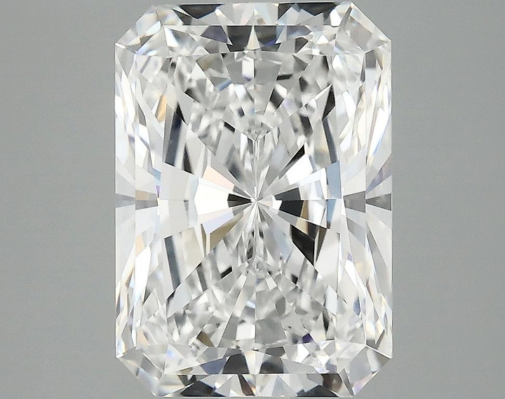 4.09 Carat Radiant Shaped Ideal Cut VVS2 IGI Certified Lab Grown Diamond