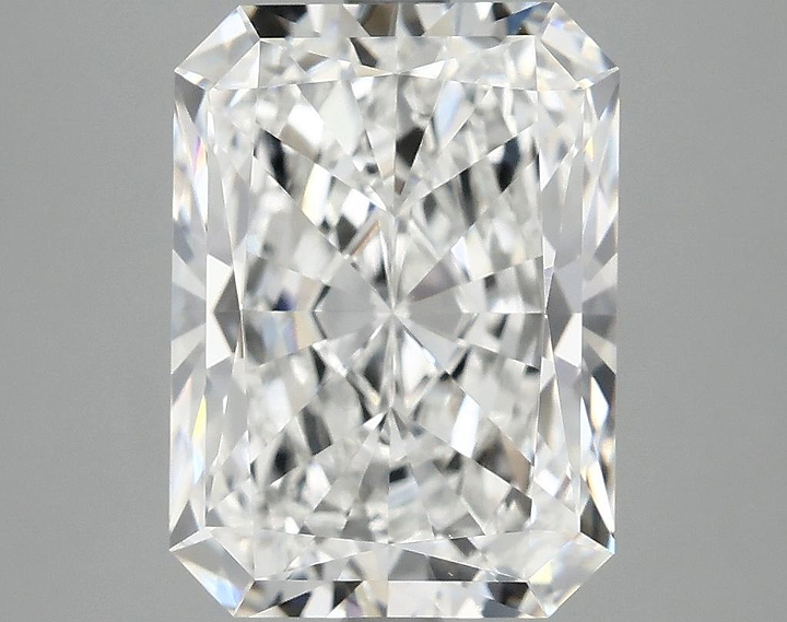 4.0 Carat Radiant Shaped Excellent Cut VVS2 IGI Certified Lab Grown Diamond