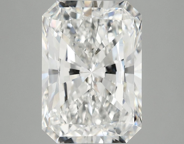 4.14 Carat Radiant Shaped Ideal Cut VVS2 IGI Certified Lab Grown Diamond