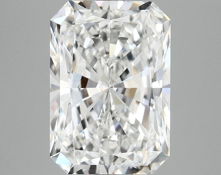 4.17 Carat Radiant Shaped Ideal Cut VVS2 IGI Certified Lab Grown Diamond