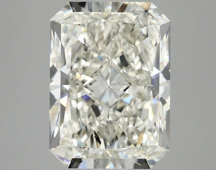 4.02 Carat Radiant Shaped Ideal Cut VS2 IGI Certified Lab Grown Diamond