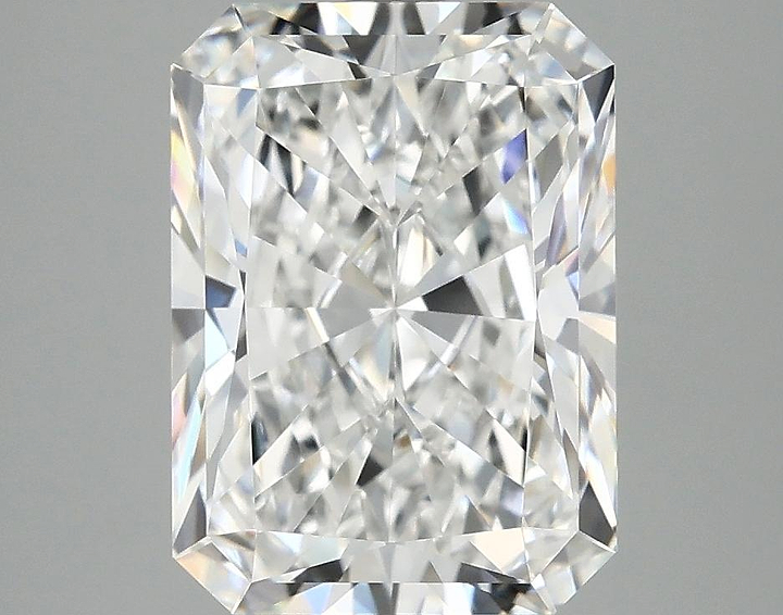 4.1 Carat Radiant Shaped Excellent Cut VVS2 IGI Certified Lab Grown Diamond