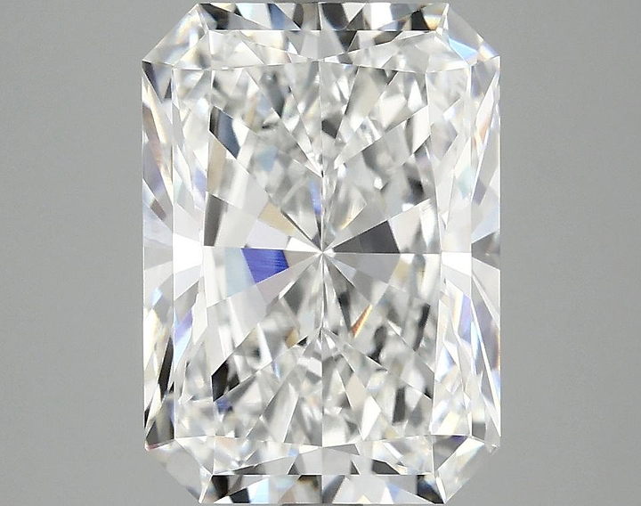 4.05 Carat Radiant Shaped Ideal Cut VVS2 IGI Certified Lab Grown Diamond