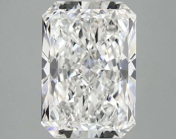 2.95 Carat Radiant Shaped Ideal Cut VVS2 IGI Certified Lab Grown Diamond