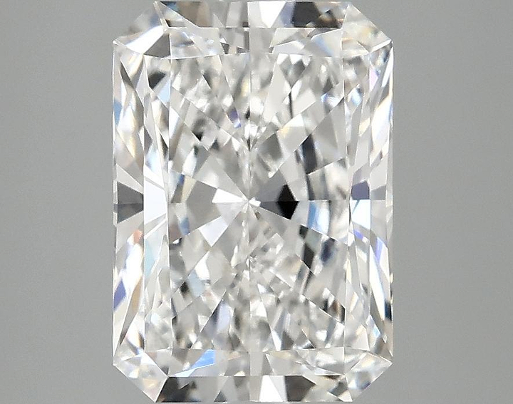 3.08 Carat Radiant Shaped Ideal Cut VS1 IGI Certified Lab Grown Diamond