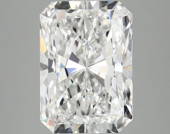 4.05 Carat Radiant Shaped Ideal Cut VVS2 IGI Certified Lab Grown Diamond