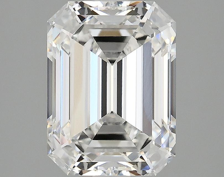 2.85 Carat Emerald Shaped Excellent Cut VS1 IGI Certified Lab Grown Diamond