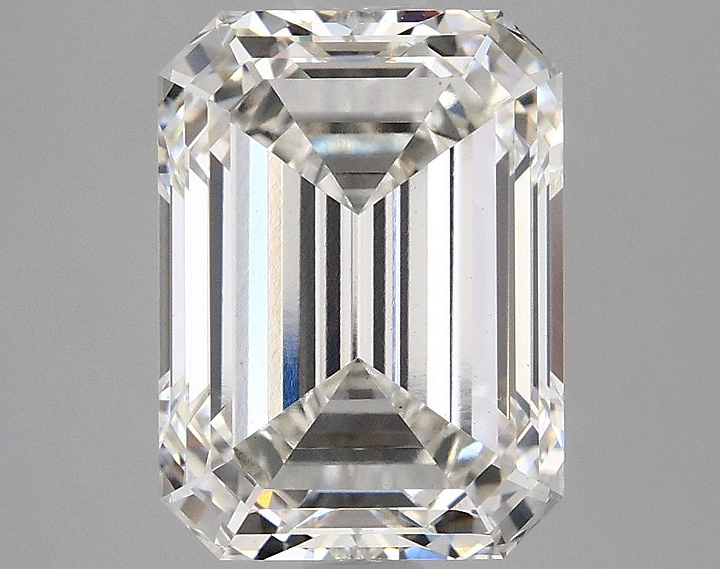 4.39 Carat Emerald Shaped Excellent Cut VS1 IGI Certified Lab Grown Diamond