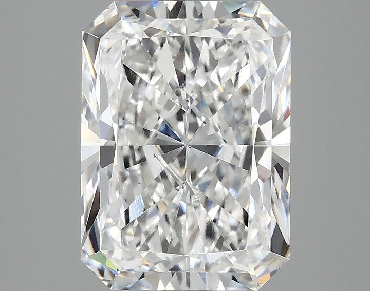 3.08 Carat Radiant Shaped Excellent Cut VS1 IGI Certified Lab Grown Diamond