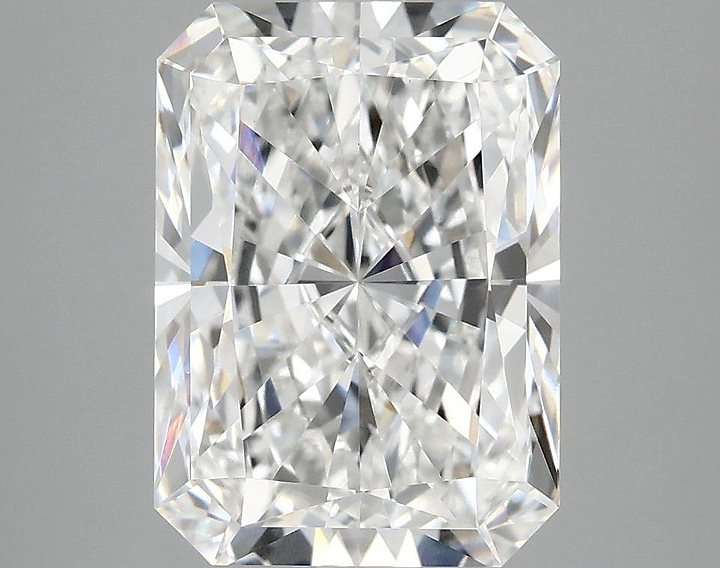 4.02 Carat Radiant Shaped Ideal Cut VVS2 IGI Certified Lab Grown Diamond