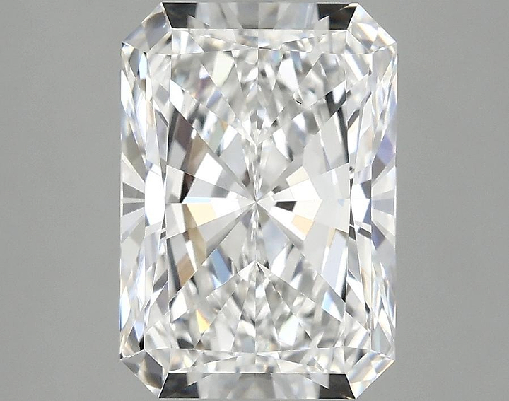 3.08 Carat Radiant Shaped Ideal Cut VS1 IGI Certified Lab Grown Diamond